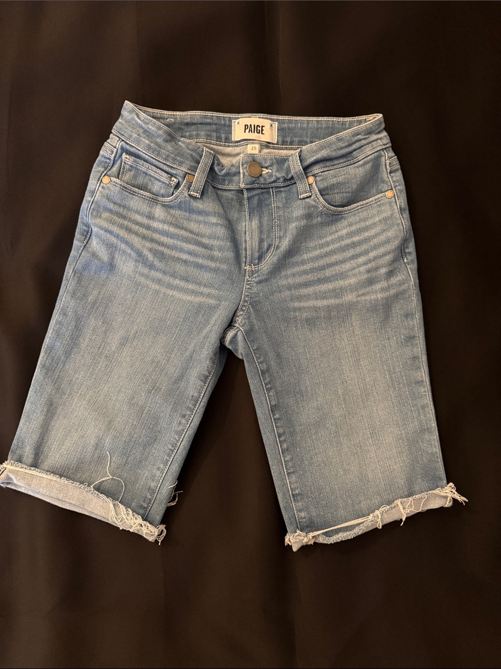 PAIGE Jax Knee Shorts Denim Blue Sz 25